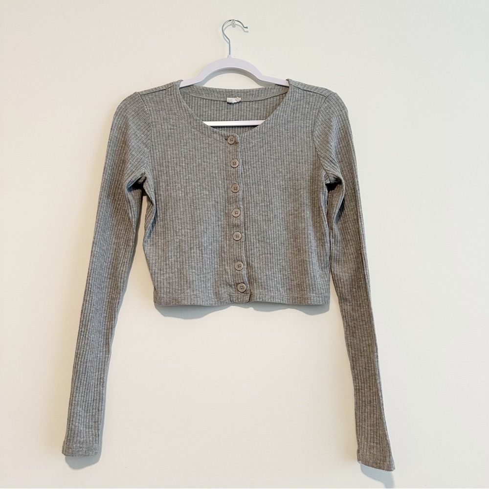 Wilfred Gray Ribbed Button-Down Crop Top